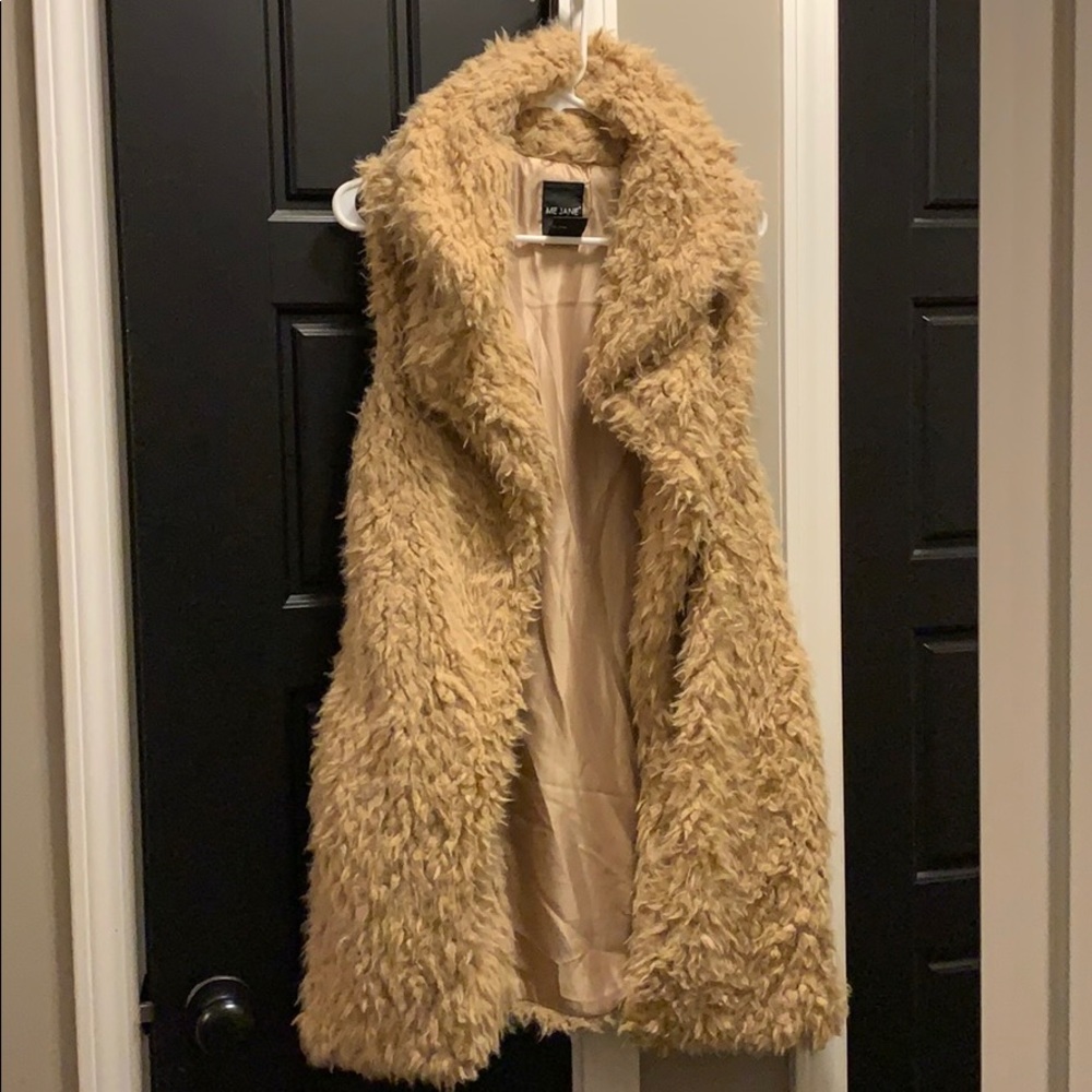 Women’s boutique vest
